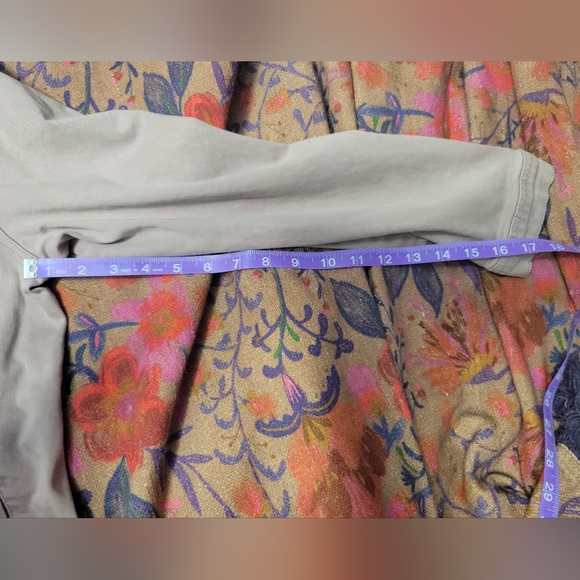 Faded pink denim jacket - Picture 7 of 7